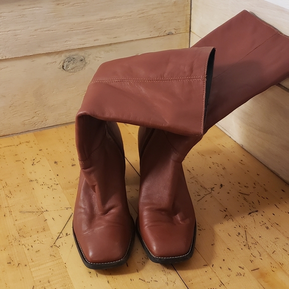 Asos Clara leather made in Italy mid calf block heel square boot free people dup - Picture 7 of 10